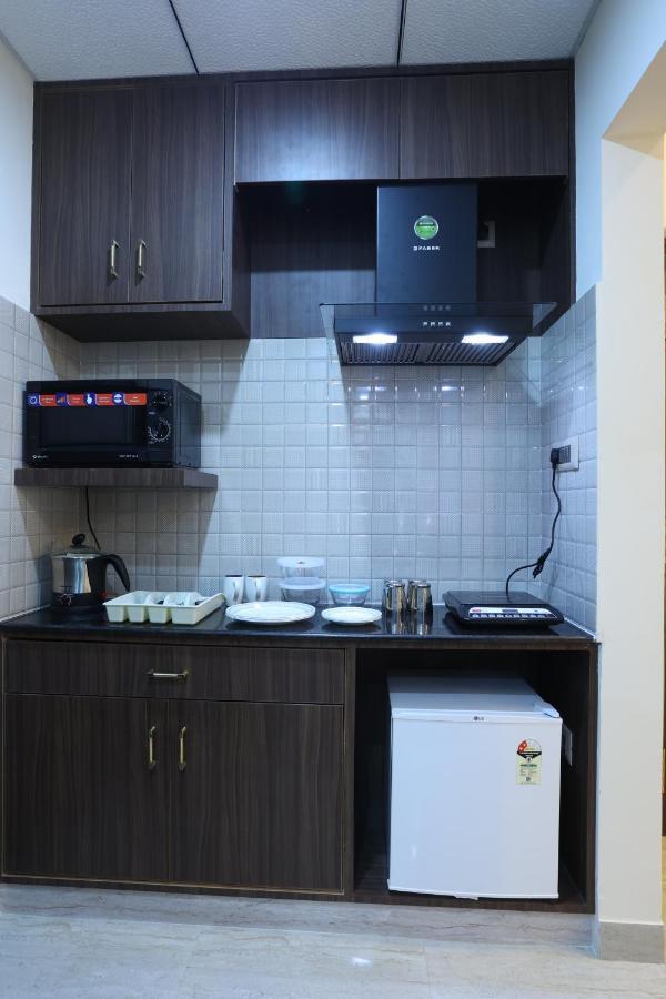 Hotel Minas Manor à Tiruchirappalli Extérieur photo